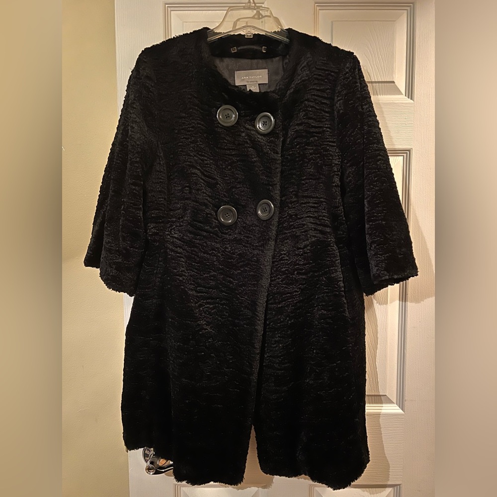 Ann Taylor boucle swing coat, black size XL